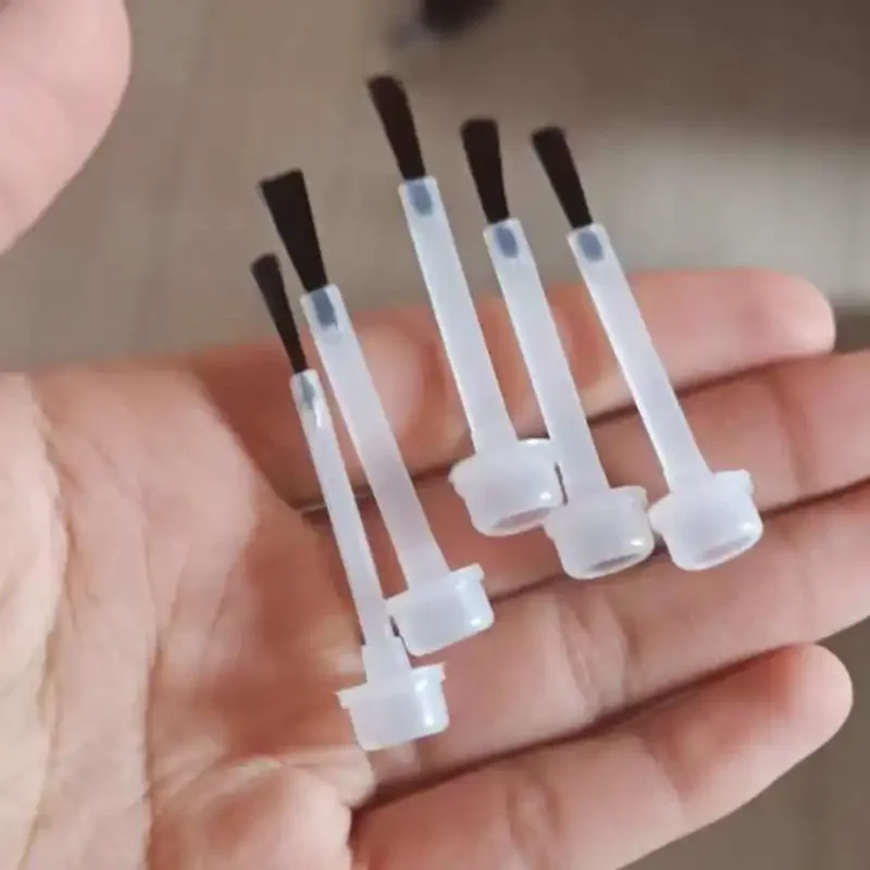 عملي طلاء الأظافر قضيب ، استبد - مراجعة Group Head Brush وسعره